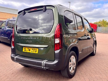 Used Peugeot Rifter 2024 for sale - 78421404: Photo