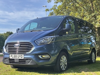 Used Ford Tourneo Custom 2018 for sale - 78998104: Photo