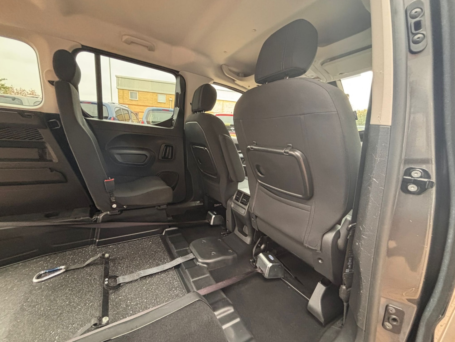 Used Peugeot Rifter 2020 for sale - 76290190: Photo 10