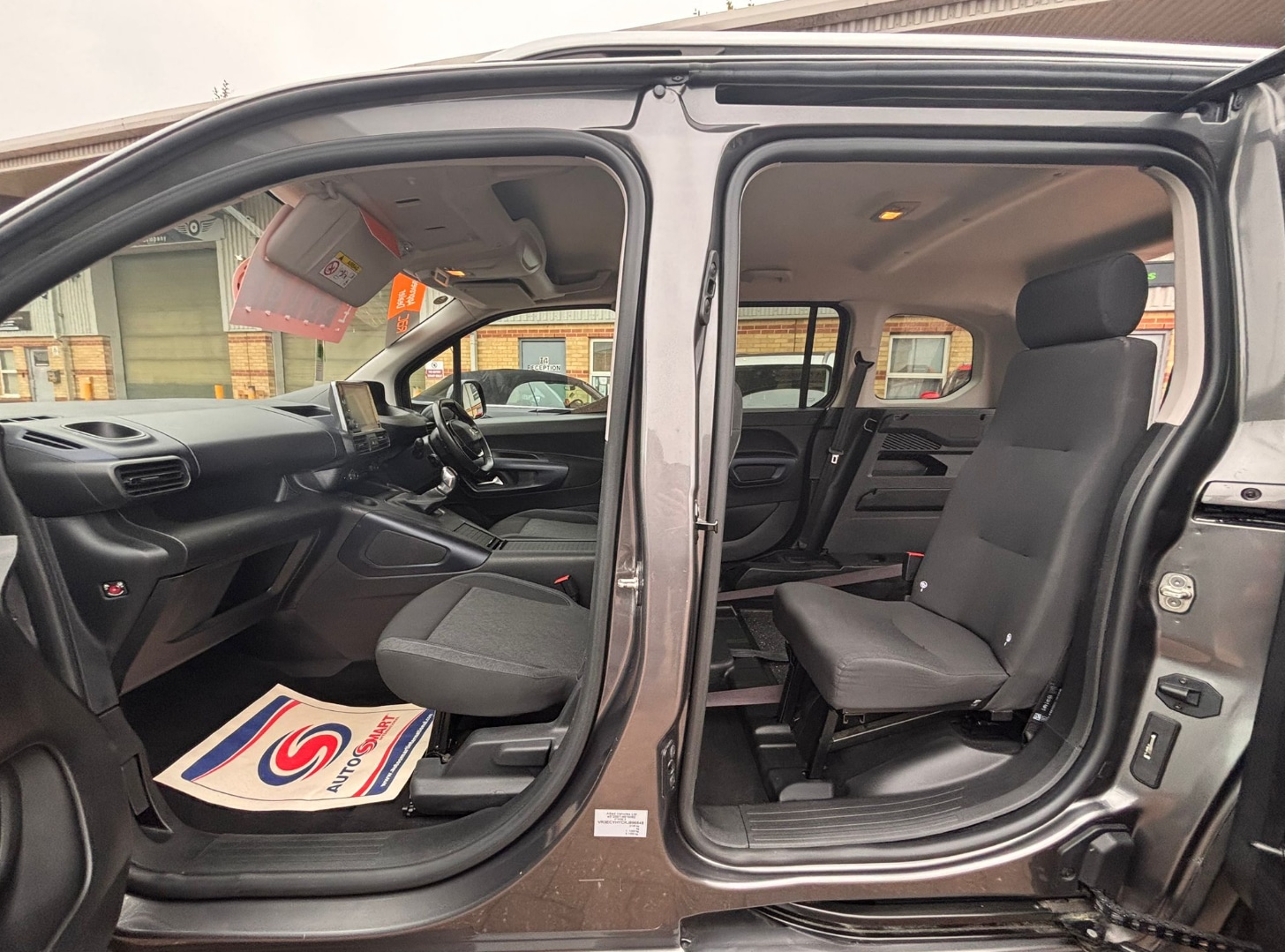 Used Peugeot Rifter 2020 for sale - 76290190: Photo 12