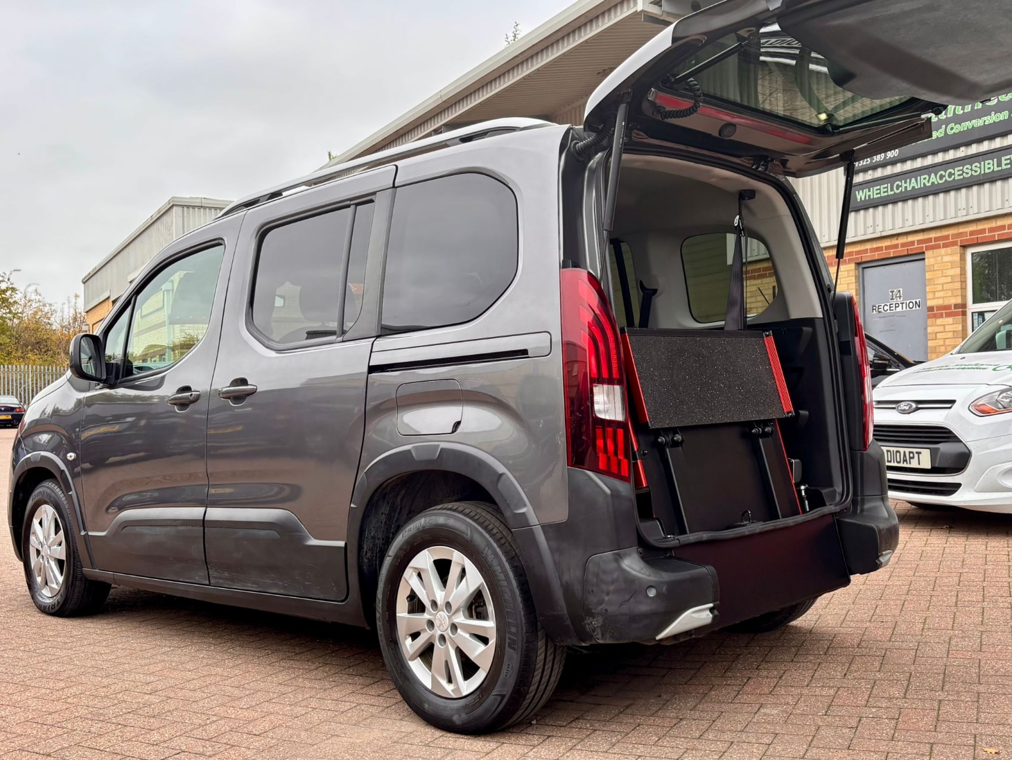 Used Peugeot Rifter 2020 for sale - 76290190: Photo 6