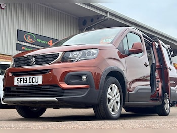Used Peugeot Rifter 2019 for sale - 76290414: Photo