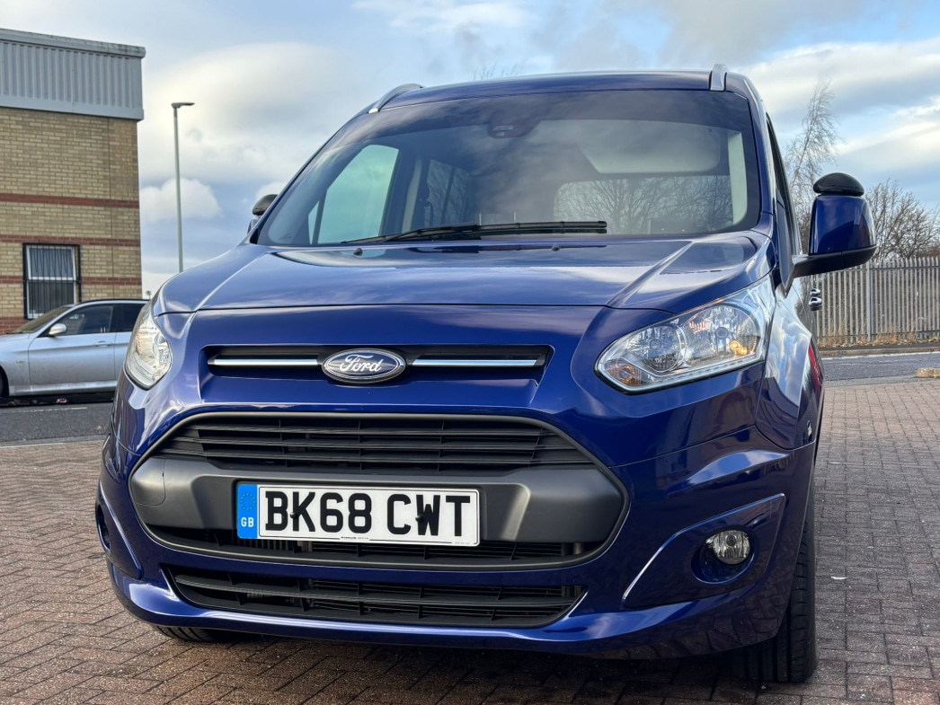 Used Ford Grand Tourneo Connect 2018 for sale - 78070746: Photo 2