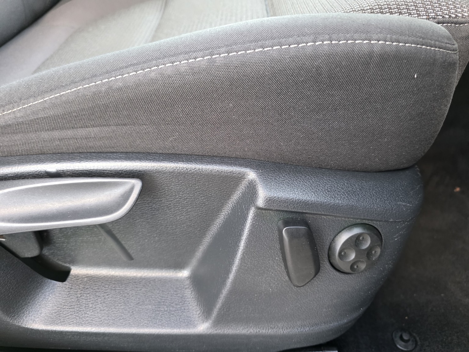 Used Volkswagen Sharan 2017 for sale - 76299116: Photo 24