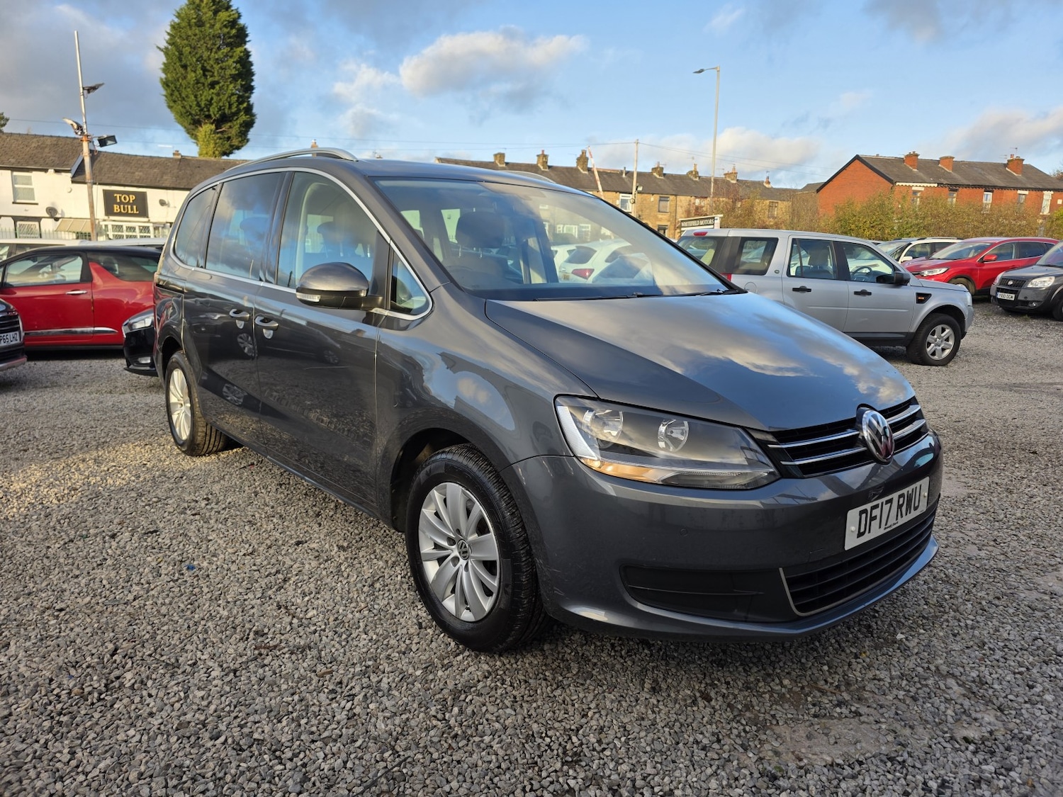 Used Volkswagen Sharan 2017 for sale - 76299116: Photo 3