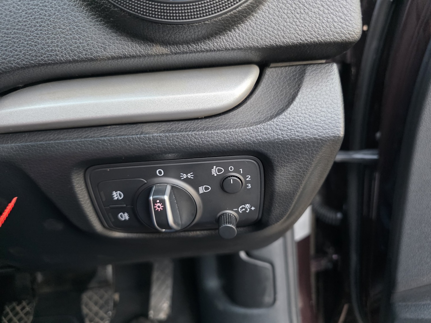 Used Audi A3 2015 for sale - 76536750: Photo 16