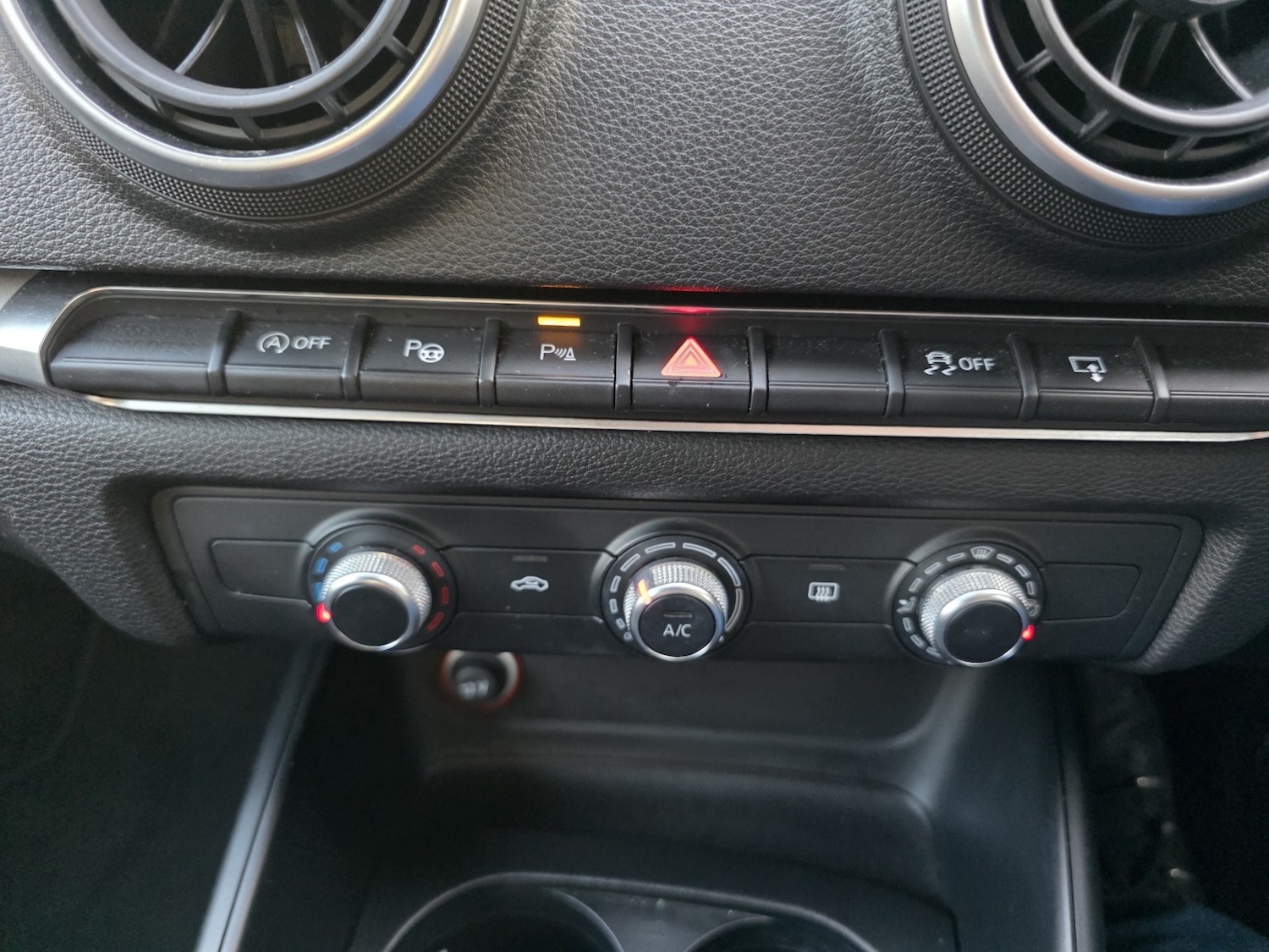 Used Audi A3 2015 for sale - 76536750: Photo 22