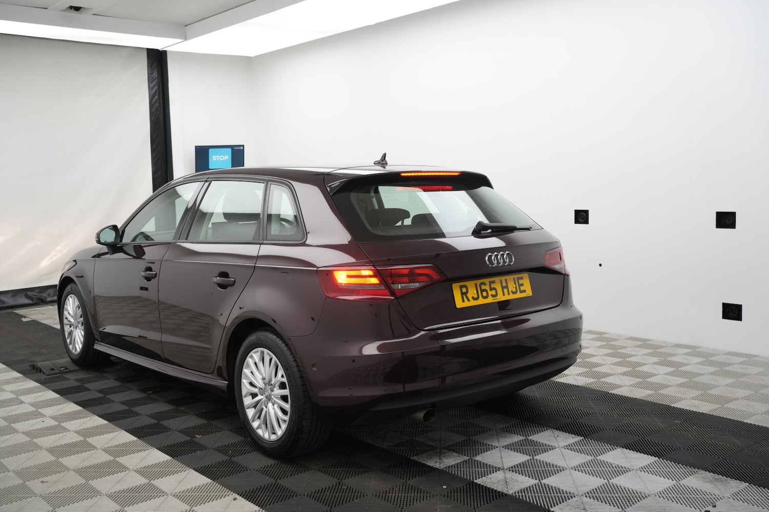 Used Audi A3 2015 for sale - 76536750: Photo 3