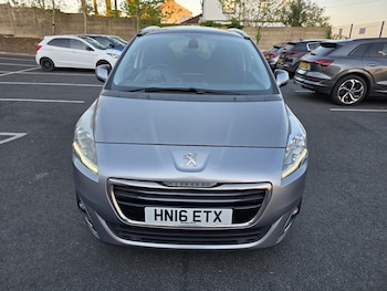 Used Peugeot 5008 2016 for sale - 78427564: Photo