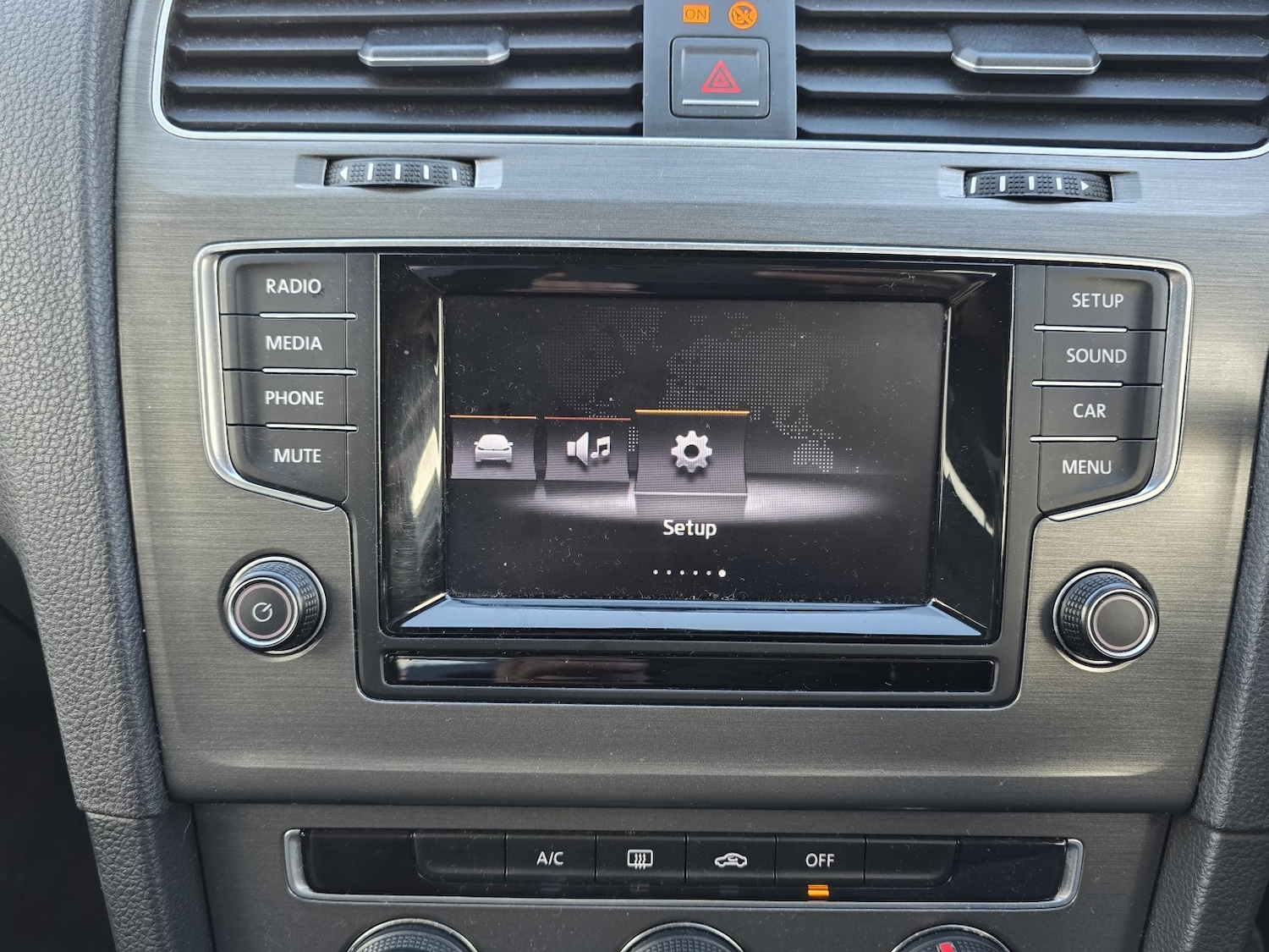 Used Volkswagen Golf 2013 for sale - 76547795: Photo 23