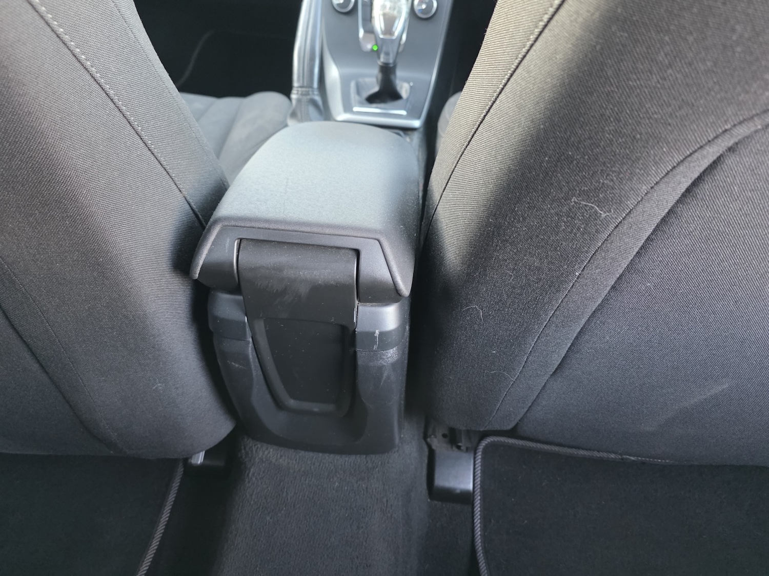 Used Volvo V40 2013 for sale - 76725659: Photo 16