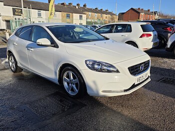 Used Volvo V40 2013 for sale - 76725659: Photo