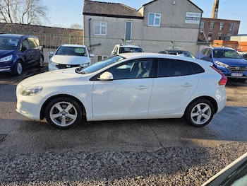 Used Volvo V40 2013 for sale - 76725659: Photo