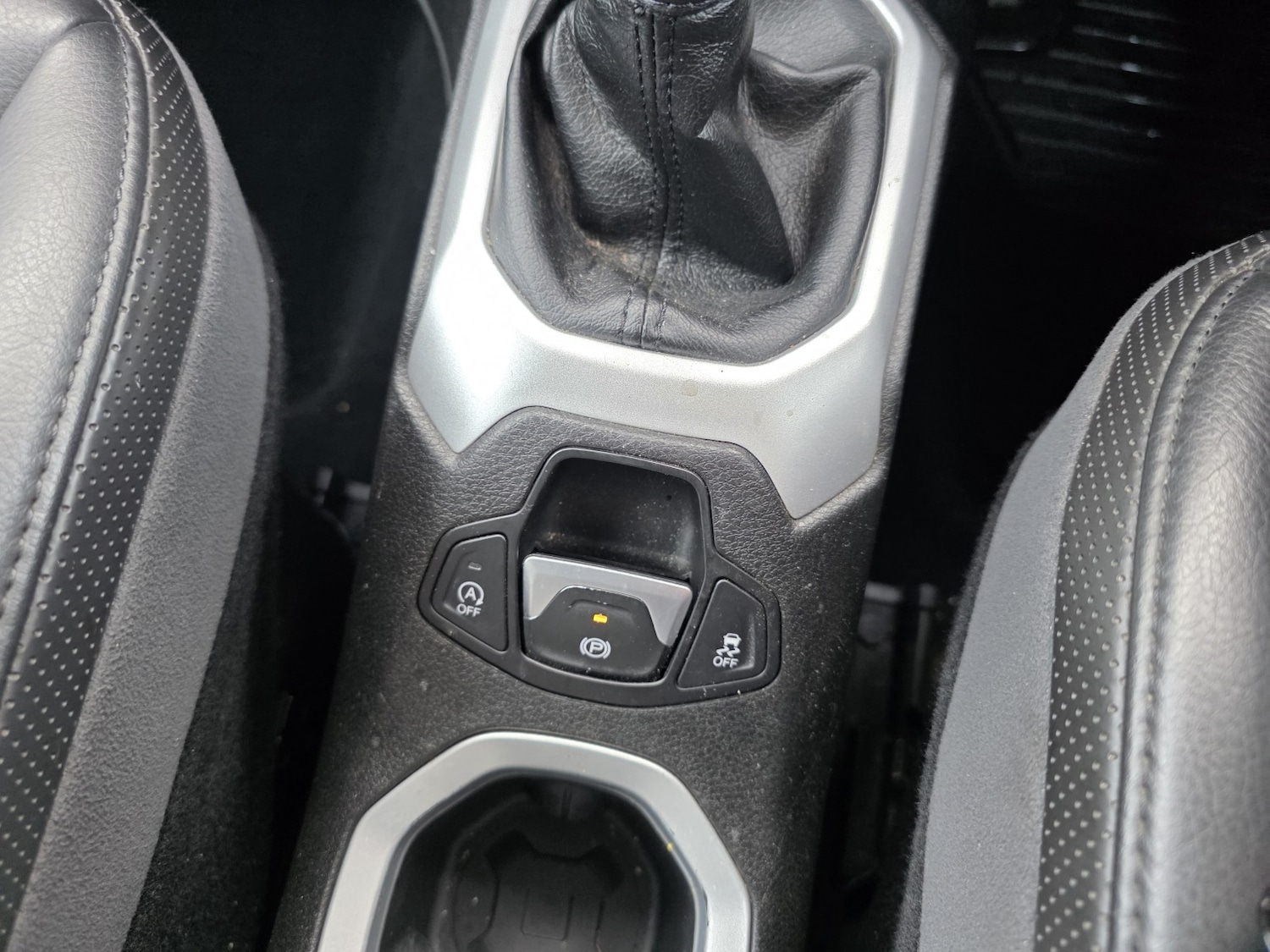 Used Jeep Renegade 2015 for sale - 76334778: Photo 12