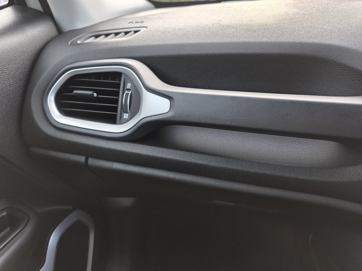 Used Jeep Renegade 2015 for sale - 76334778: Photo 19