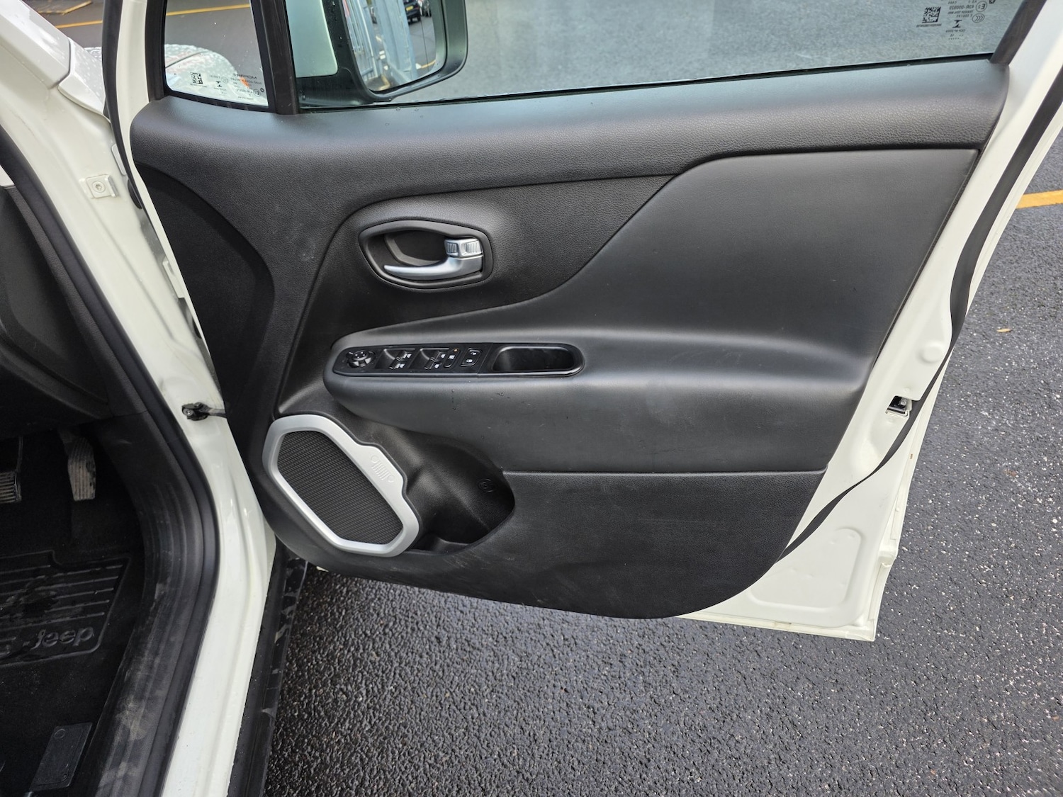 Used Jeep Renegade 2015 for sale - 76334778: Photo 31