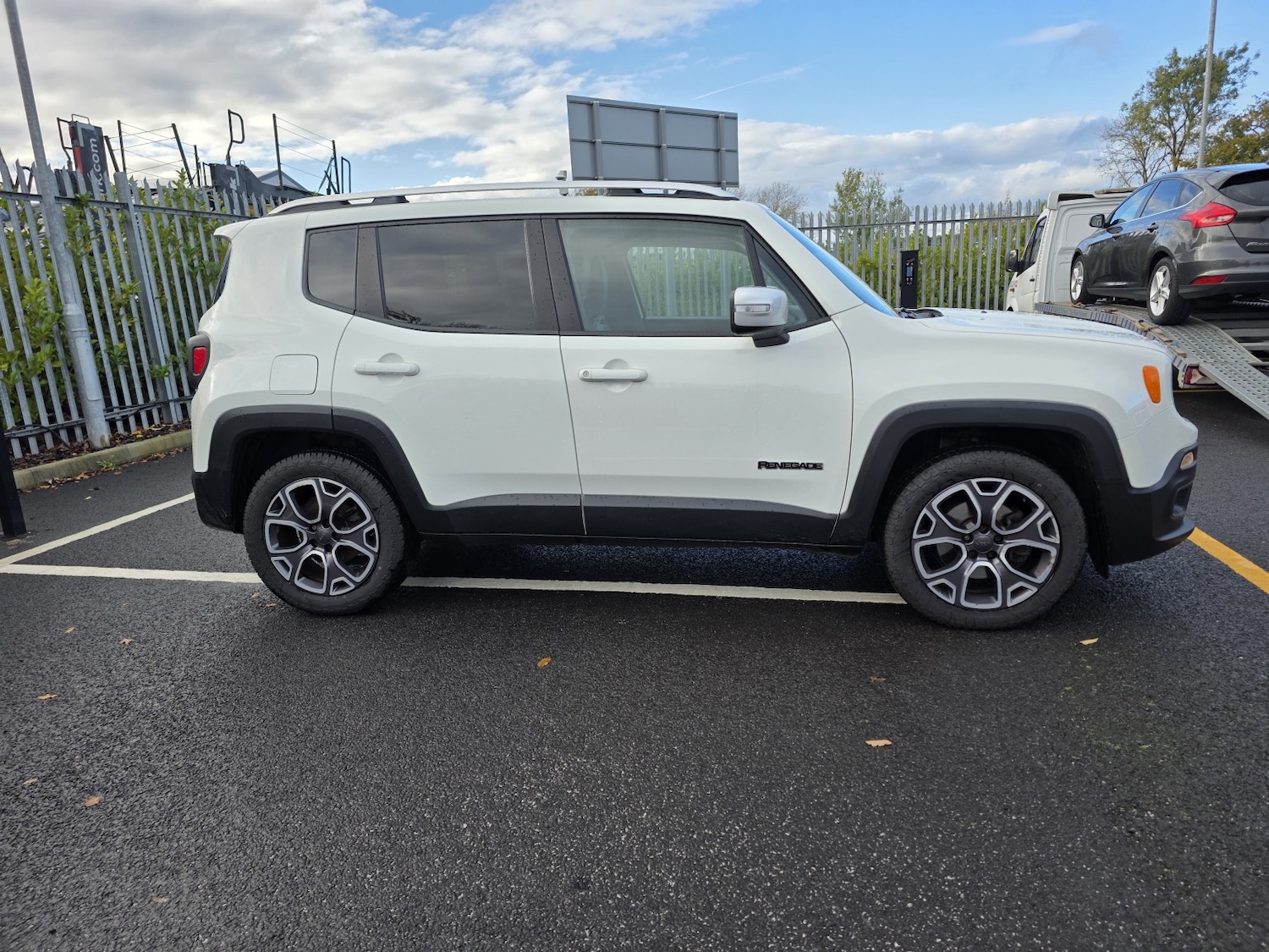 Used Jeep Renegade 2015 for sale - 76334778: Photo 5