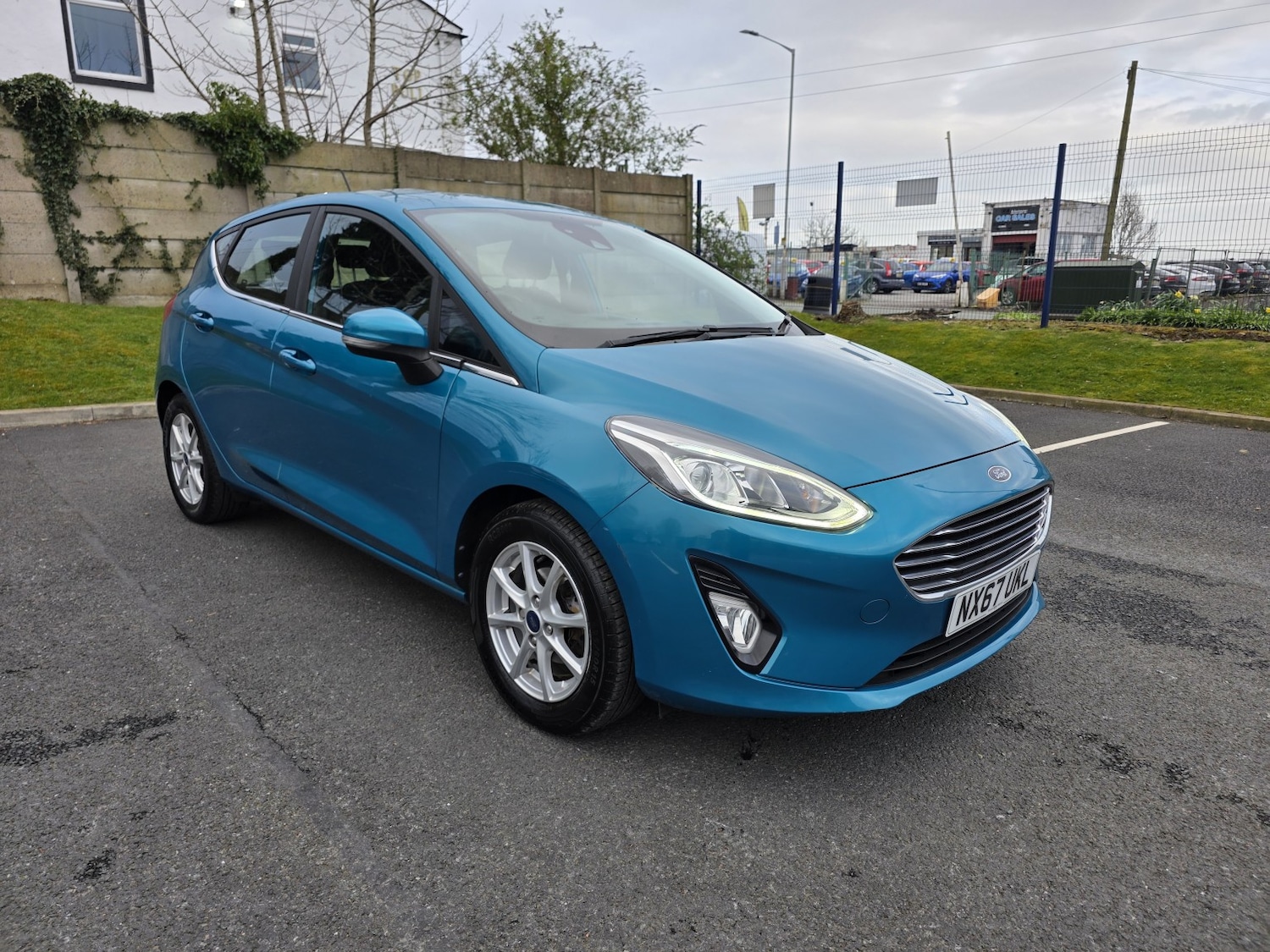 Used Ford Fiesta 2018 for sale - 78057037: Photo 2