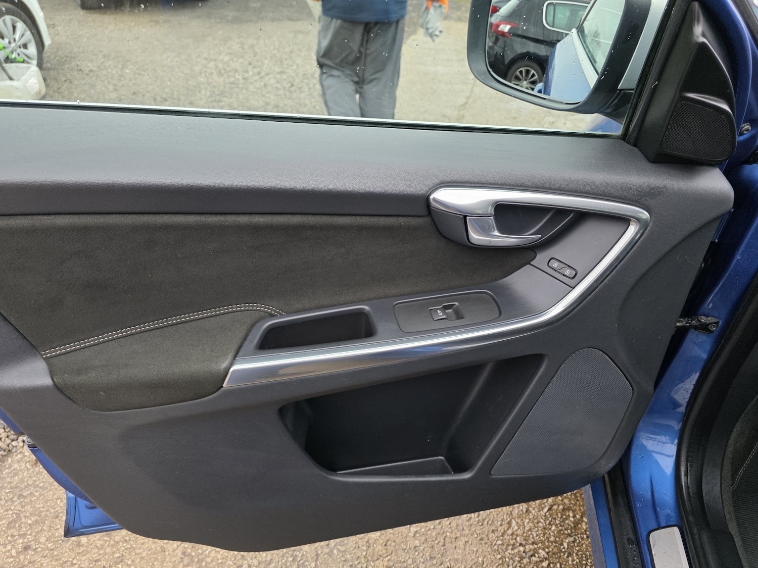 Used Volvo XC60 2016 for sale - 77225225: Photo 41