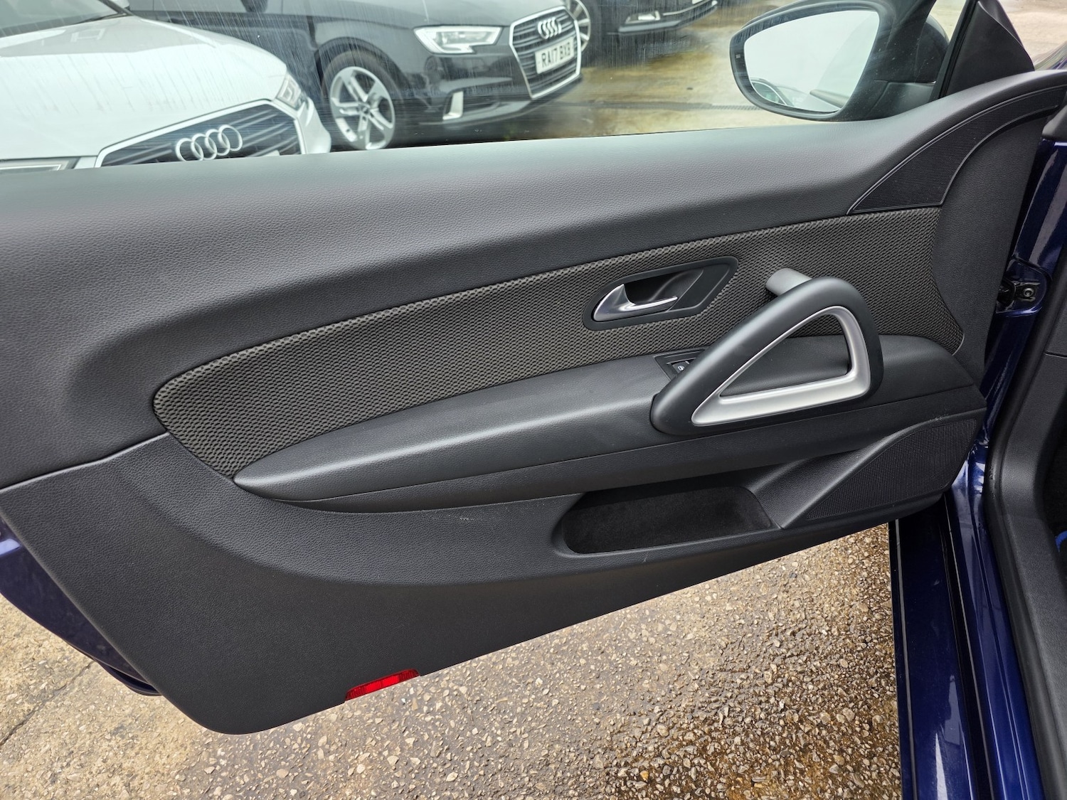 Used Volkswagen Scirocco 2017 for sale - 77921306: Photo 22