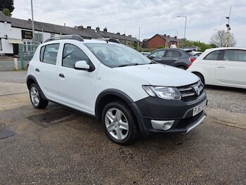 Used Dacia Sandero Stepway 2013 for sale - 78513621: Photo