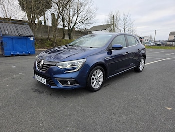 Used Renault Megane 2016 for sale - 77080779: Photo