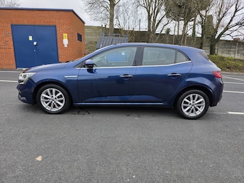 Used Renault Megane 2016 for sale - 77080779: Photo