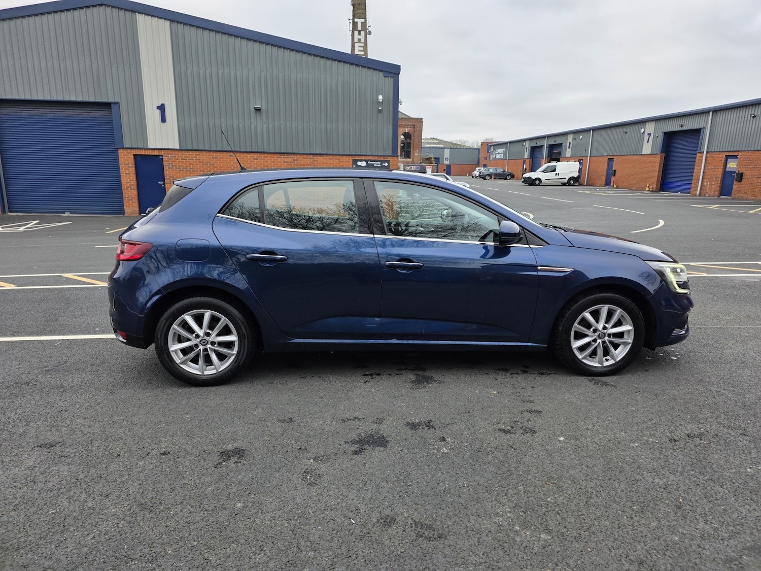 Used Renault Megane 2016 for sale - 77080779: Photo 5