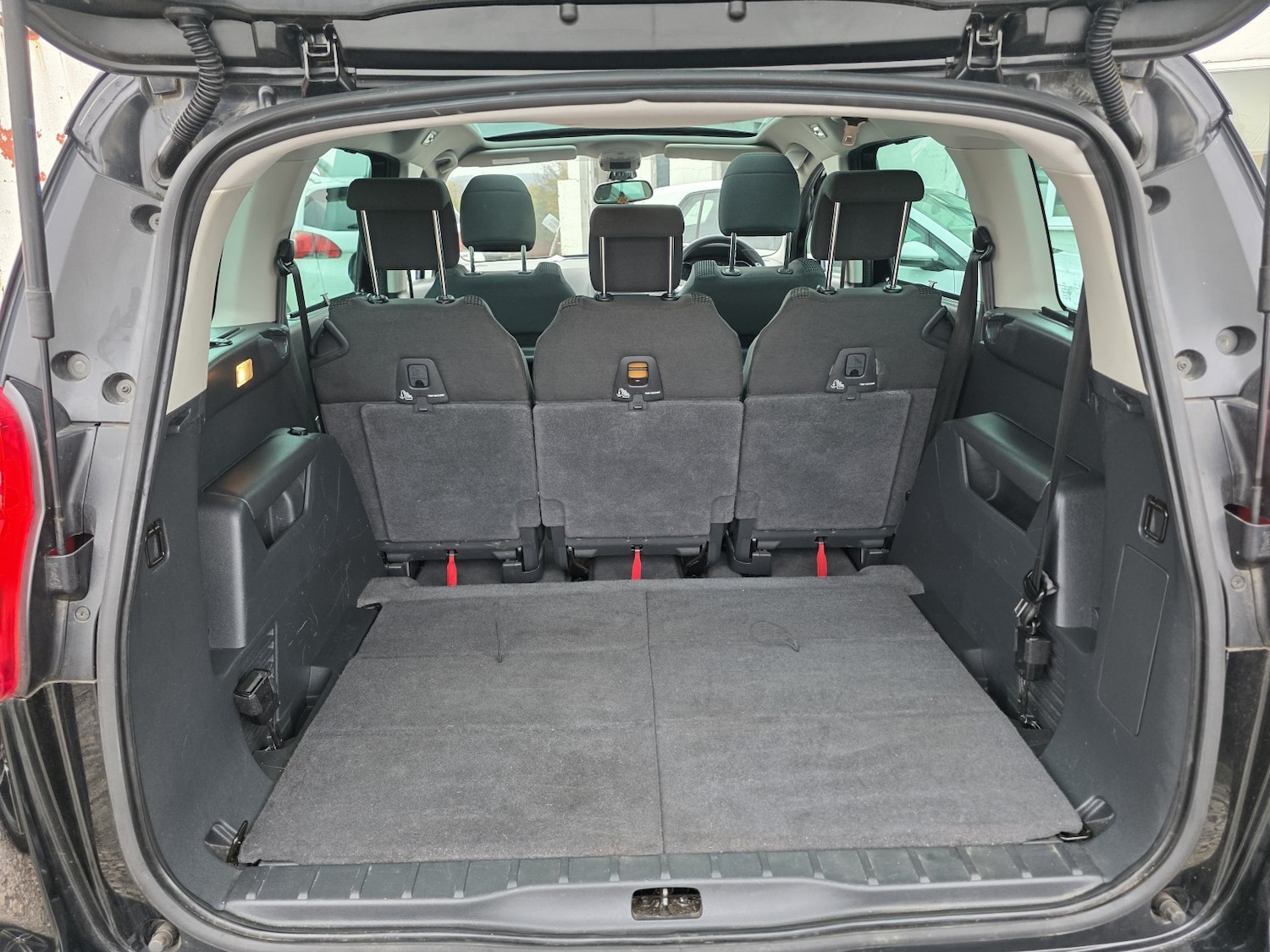 Used Peugeot 5008 2016 for sale - 77342629: Photo 15