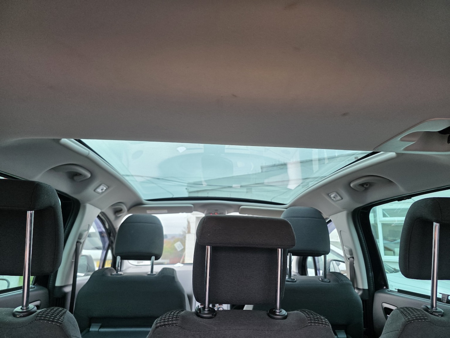 Used Peugeot 5008 2016 for sale - 77342629: Photo 17