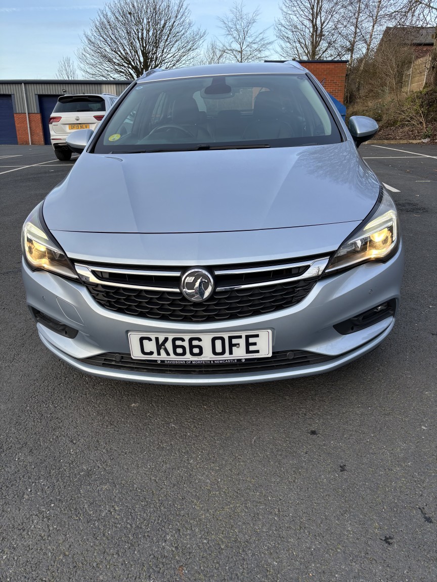 Used Vauxhall Astra 2016 for sale - 77584500: Photo 2