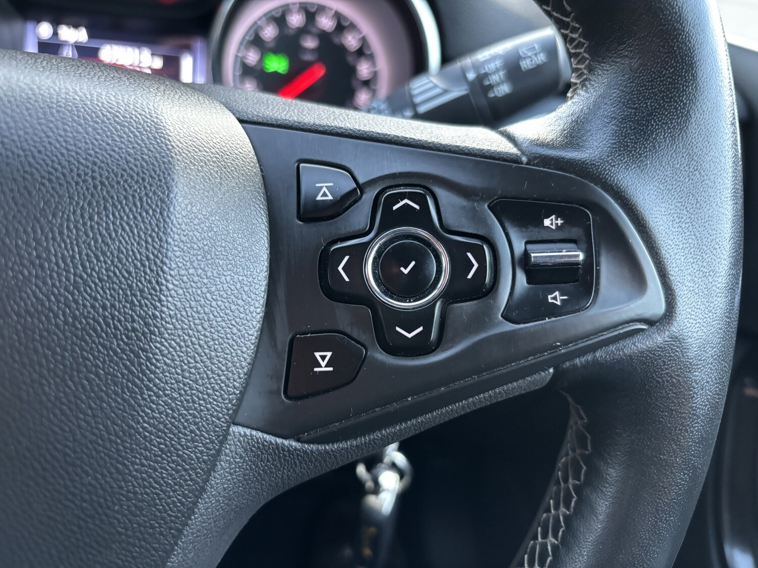 Used Vauxhall Astra 2016 for sale - 77584500: Photo 24