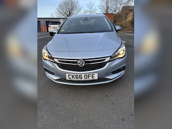 Used Vauxhall Astra 2016 for sale - 77584500: Photo