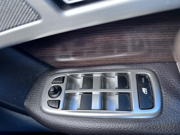 Used Jaguar XF 2013 for sale - 74735563: Photo 25