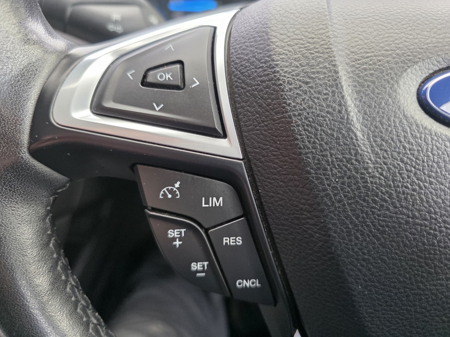 Used Ford Mondeo 2017 for sale - 77792822: Photo 17