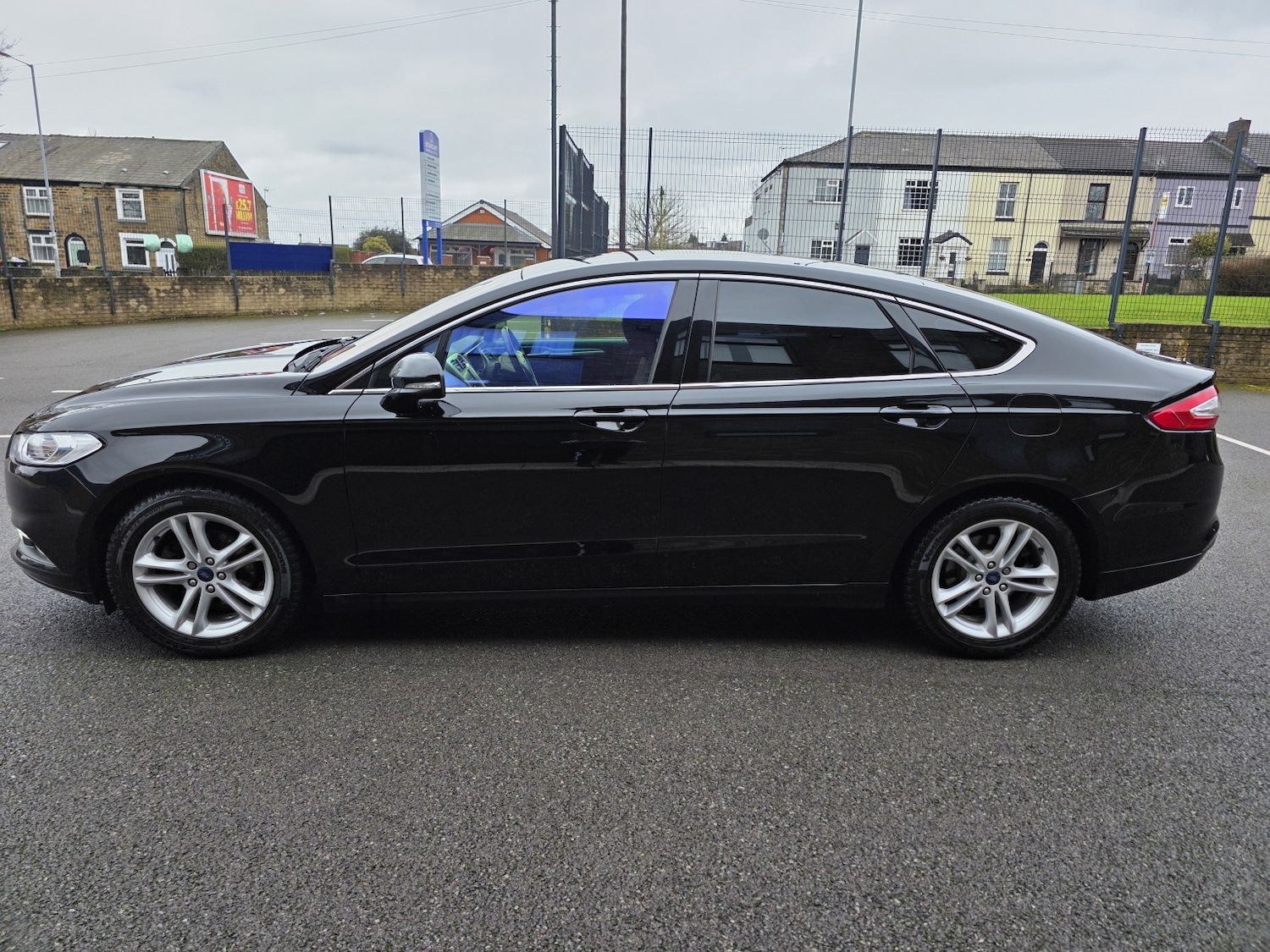 Used Ford Mondeo 2017 for sale - 77792822: Photo 4