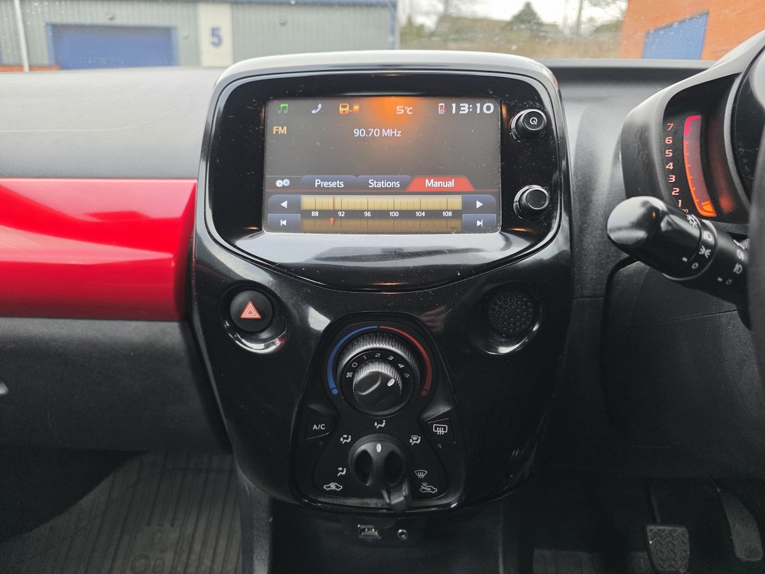 Used Toyota AYGO 2016 for sale - 77065634: Photo 15