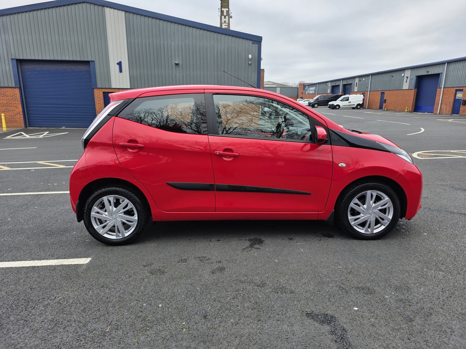 Used Toyota AYGO 2016 for sale - 77065634: Photo 5