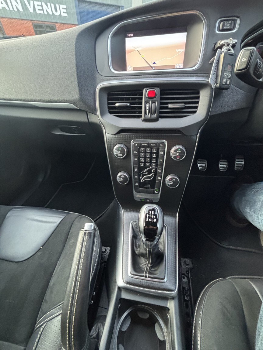 Used Volvo V40 2017 for sale - 77694409: Photo 13