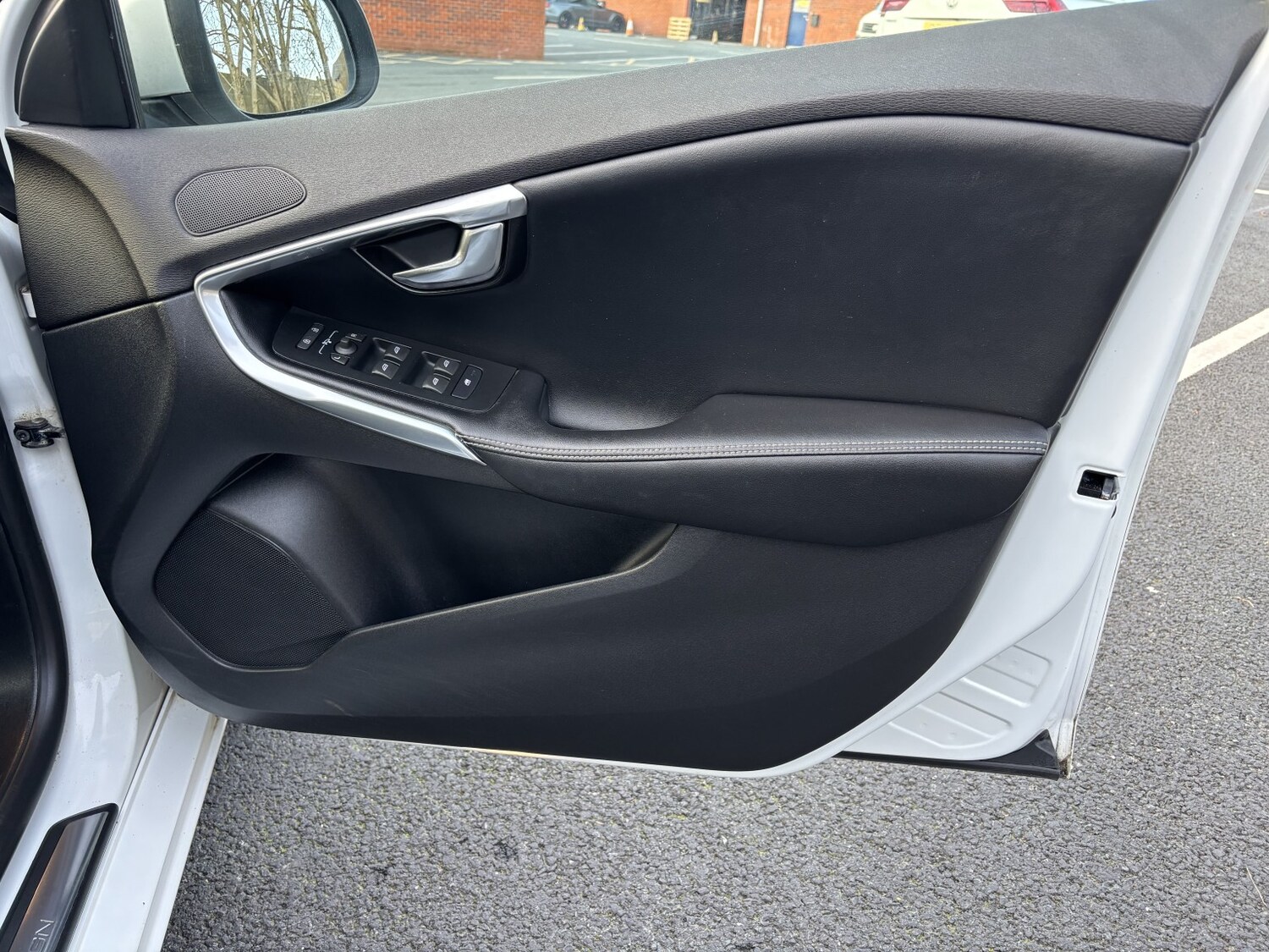 Used Volvo V40 2017 for sale - 77694409: Photo 20