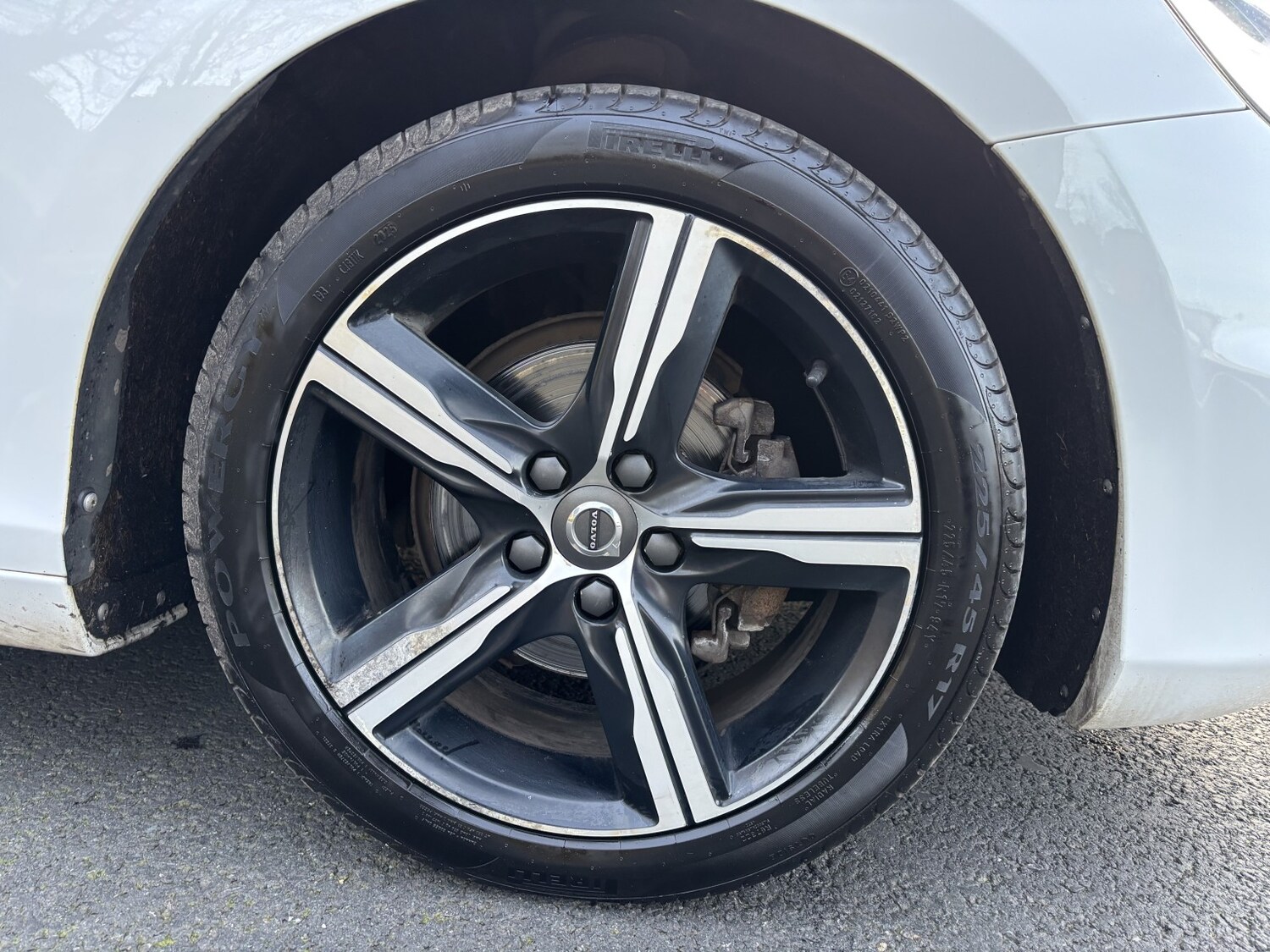 Used Volvo V40 2017 for sale - 77694409: Photo 28