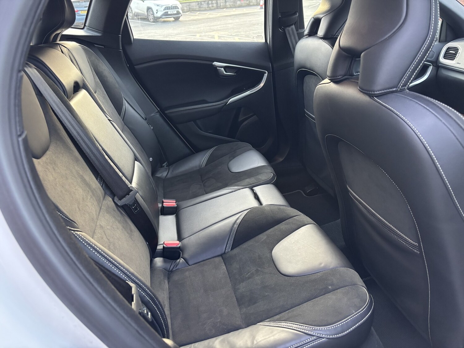 Used Volvo V40 2017 for sale - 77694409: Photo 30