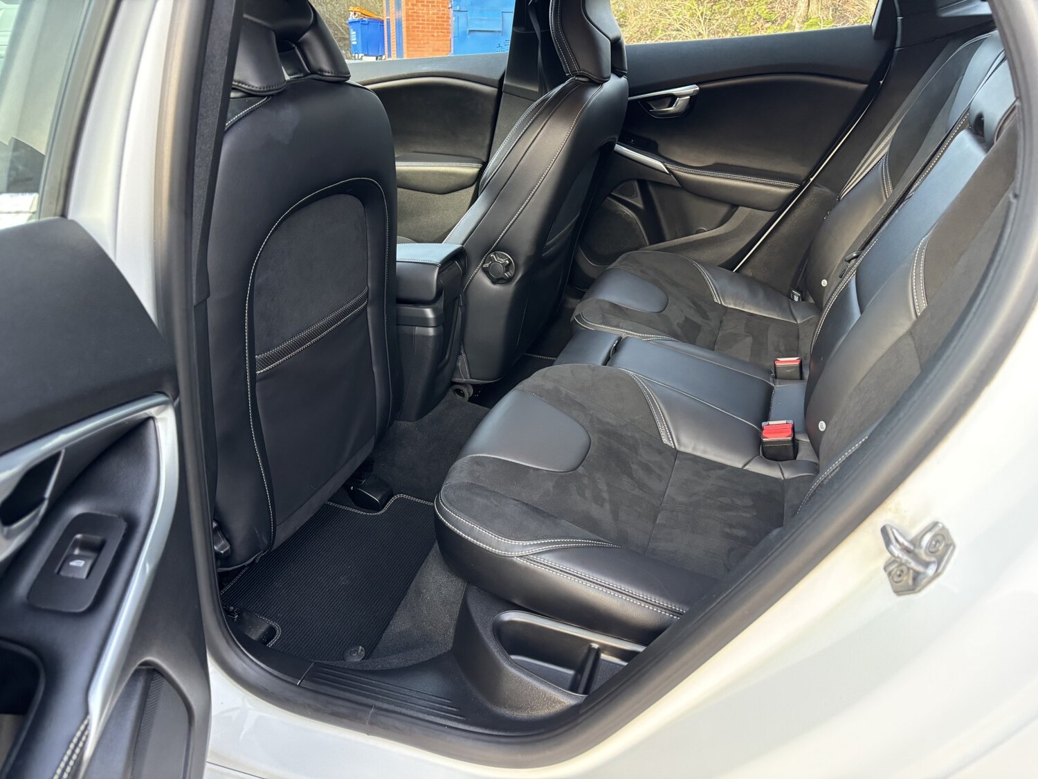 Used Volvo V40 2017 for sale - 77694409: Photo 31