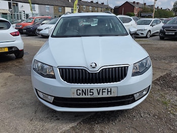 Skoda - Octavia