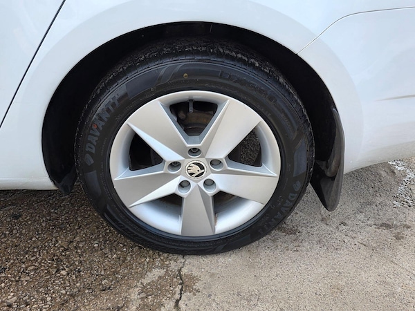 Used Skoda Octavia 2015 for sale - 75632805: Photo 32