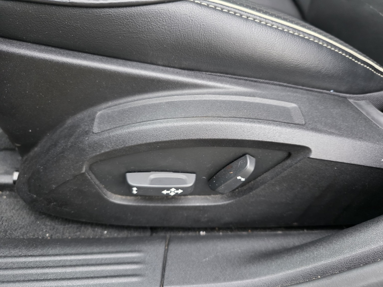 Used Volvo V40 2018 for sale - 77687694: Photo 14