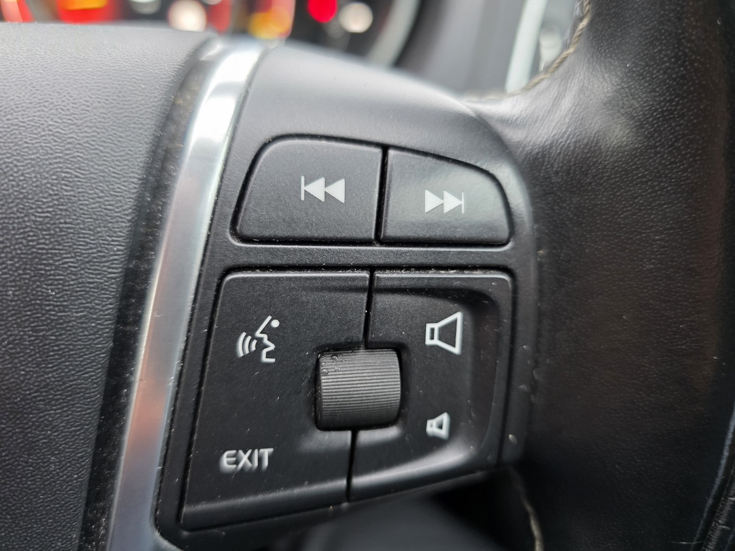 Used Volvo V40 2018 for sale - 77687694: Photo 16