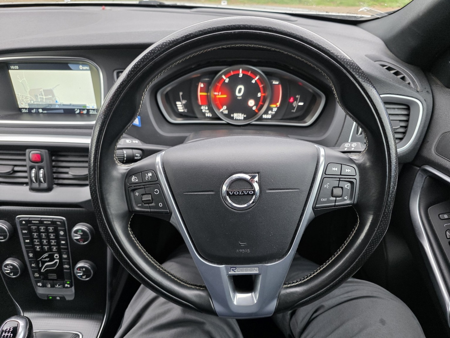 Used Volvo V40 2018 for sale - 77687694: Photo 20