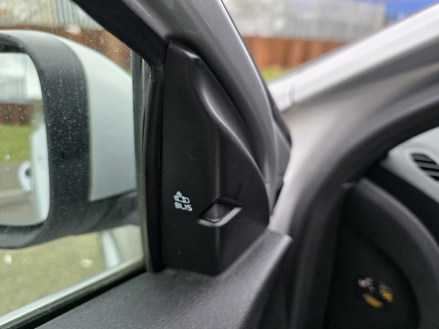 Used Volvo V40 2018 for sale - 77687694: Photo 27