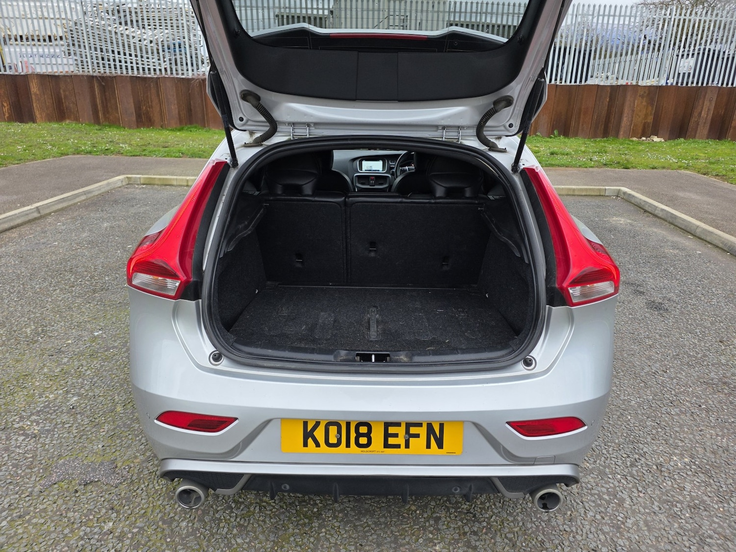 Used Volvo V40 2018 for sale - 77687694: Photo 36